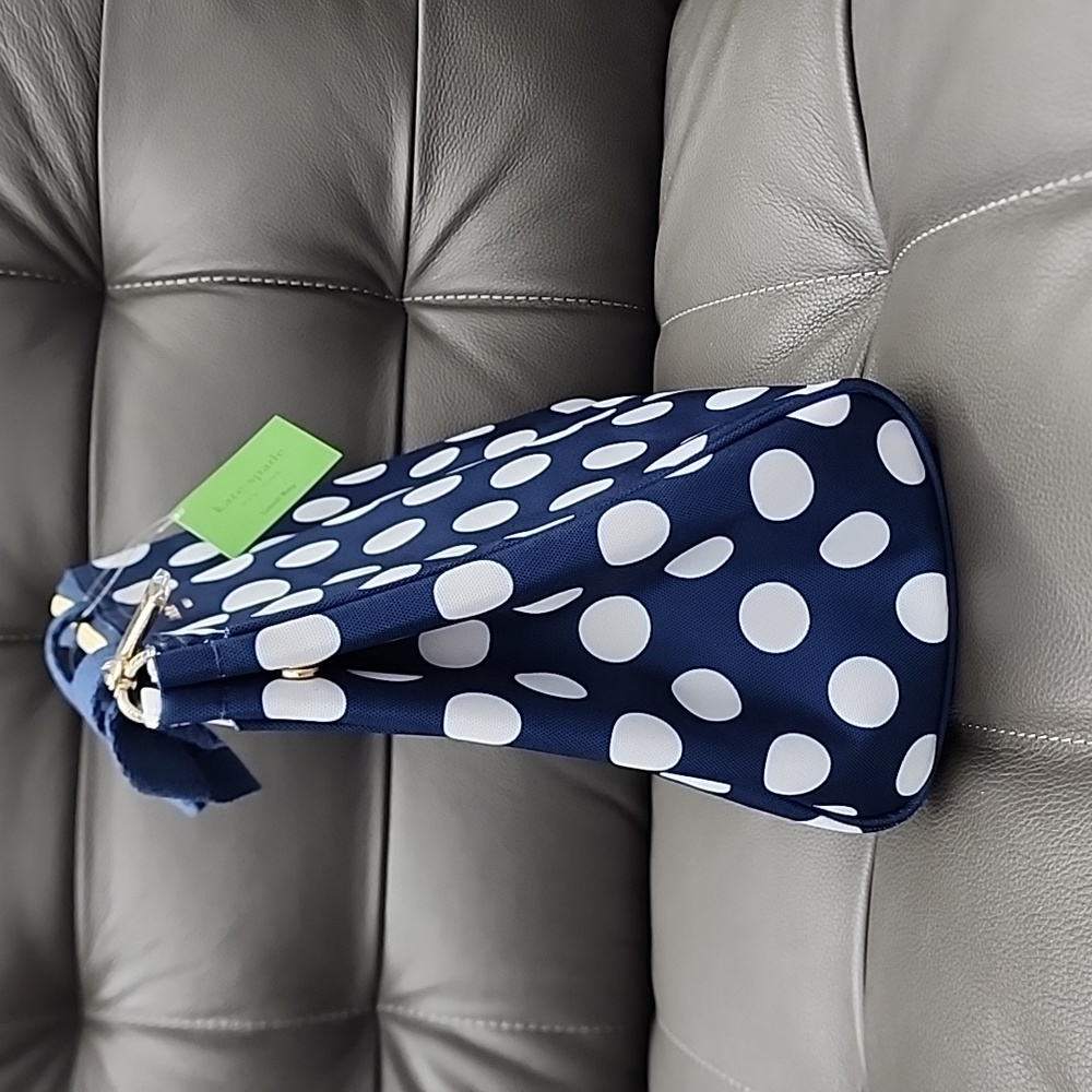 ♠️ NWT Kate Spade Lunch Bag Navy Jumbo Dot  ♠️ - Picture 4 of 8